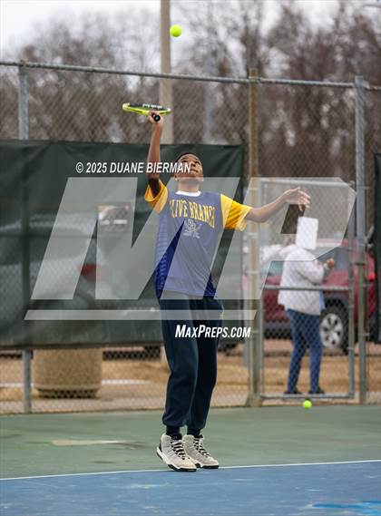 Thumbnail 3 in Olive Branch vs Southaven photogallery.