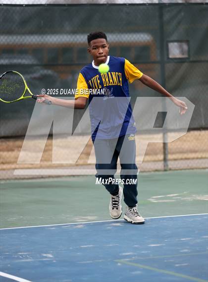 Thumbnail 3 in Olive Branch vs Southaven photogallery.