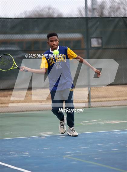 Thumbnail 1 in Olive Branch vs Southaven photogallery.