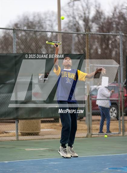 Thumbnail 2 in Olive Branch vs Southaven photogallery.