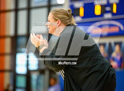 Thumbnail 2 in Grand Oaks vs The Woodlands photogallery.