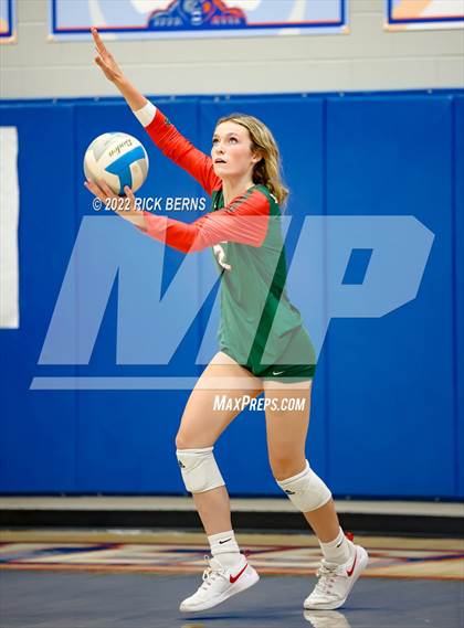 Thumbnail 1 in Grand Oaks vs The Woodlands photogallery.