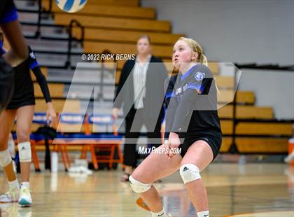 Thumbnail 3 in Grand Oaks vs The Woodlands photogallery.