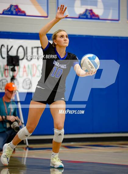 Thumbnail 2 in Grand Oaks vs The Woodlands photogallery.