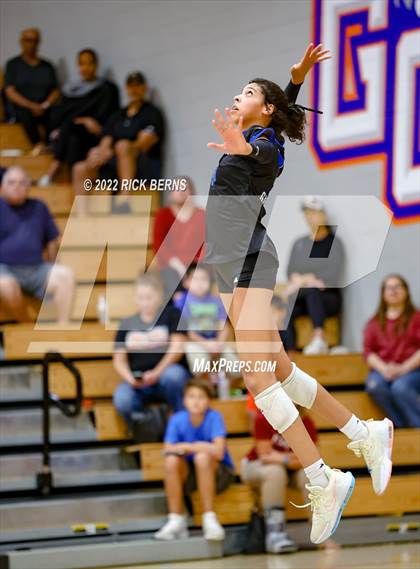 Thumbnail 3 in Grand Oaks vs The Woodlands photogallery.