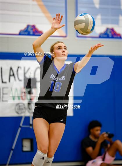 Thumbnail 1 in Grand Oaks vs The Woodlands photogallery.