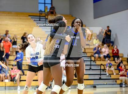 Thumbnail 1 in Grand Oaks vs The Woodlands photogallery.