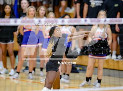 Thumbnail 3 in Grand Oaks vs The Woodlands photogallery.
