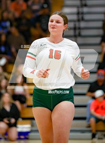 Thumbnail 3 in Grand Oaks vs The Woodlands photogallery.