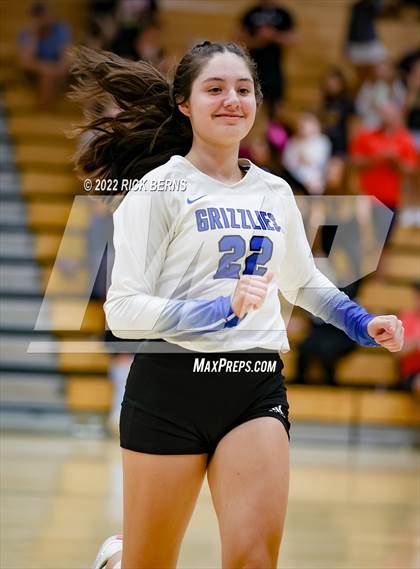 Thumbnail 3 in Grand Oaks vs The Woodlands photogallery.
