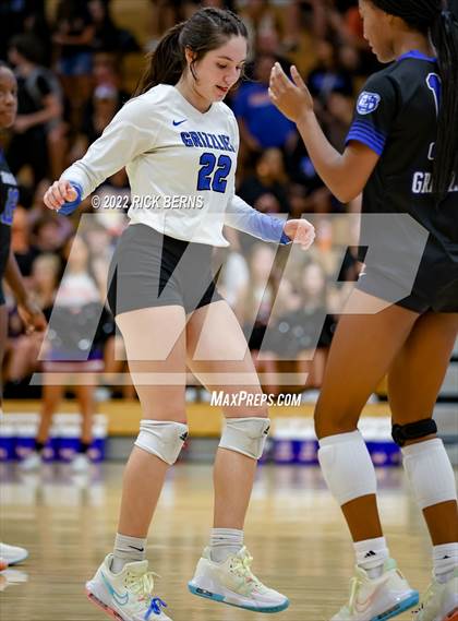 Thumbnail 1 in Grand Oaks vs The Woodlands photogallery.