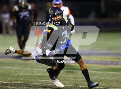 Thumbnail 2 in Serra vs. Warren photogallery.