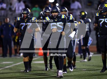 Thumbnail 3 in Serra vs. Warren photogallery.
