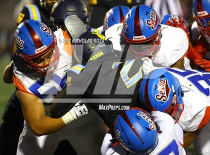 Thumbnail 1 in Serra vs. Warren photogallery.