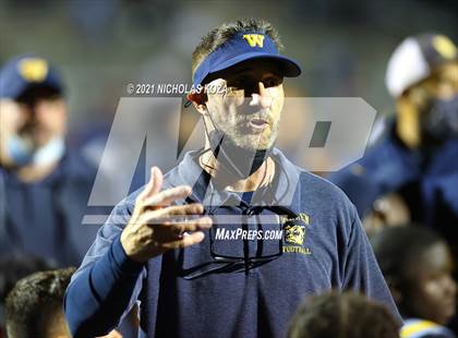 Thumbnail 3 in Serra vs. Warren photogallery.