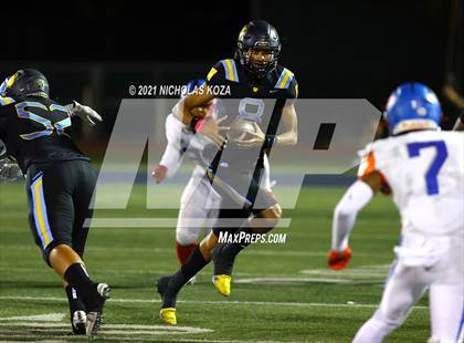 Thumbnail 1 in Serra vs. Warren photogallery.