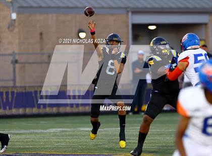 Thumbnail 3 in Serra vs. Warren photogallery.