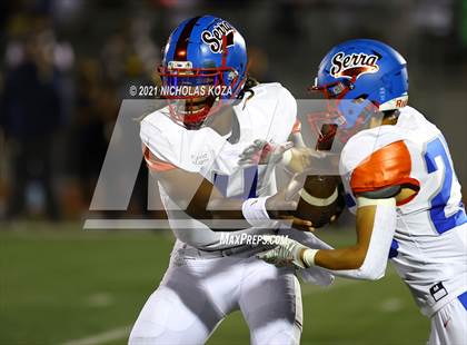 Thumbnail 1 in Serra vs. Warren photogallery.