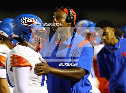Thumbnail 2 in Serra vs. Warren photogallery.