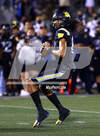 Thumbnail 2 in Serra vs. Warren photogallery.