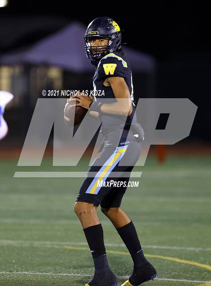 Thumbnail 3 in Serra vs. Warren photogallery.