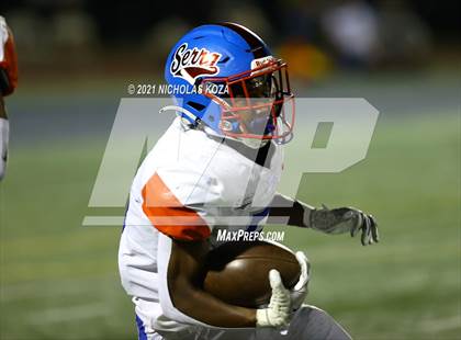 Thumbnail 2 in Serra vs. Warren photogallery.