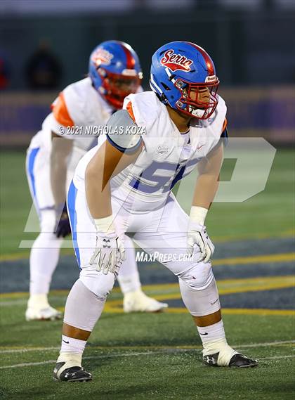 Thumbnail 2 in Serra vs. Warren photogallery.