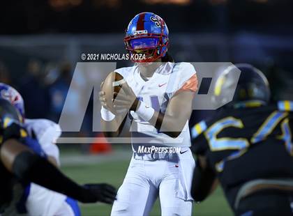 Thumbnail 3 in Serra vs. Warren photogallery.