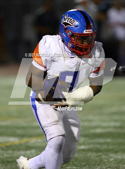Thumbnail 2 in Serra vs. Warren photogallery.