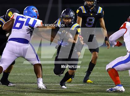 Thumbnail 3 in Serra vs. Warren photogallery.