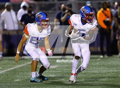 Thumbnail 1 in Serra vs. Warren photogallery.