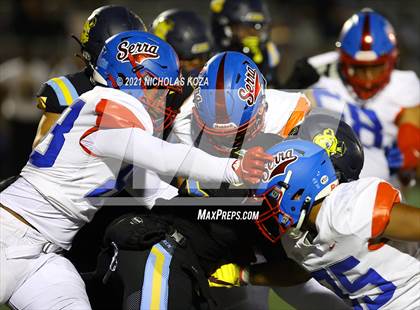 Thumbnail 2 in Serra vs. Warren photogallery.
