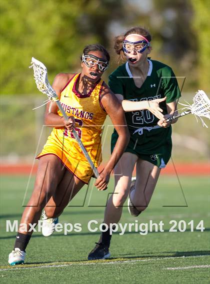 Thumbnail 2 in Wilson @ Bishop McNamara photogallery.