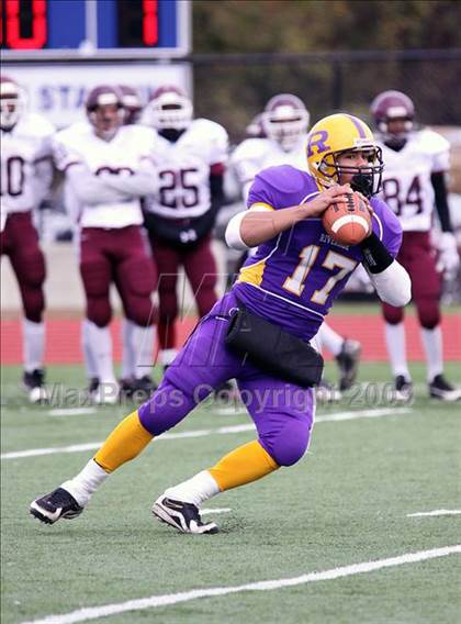 Thumbnail 3 in Hutchinson-Central Tech vs. Riverside photogallery.