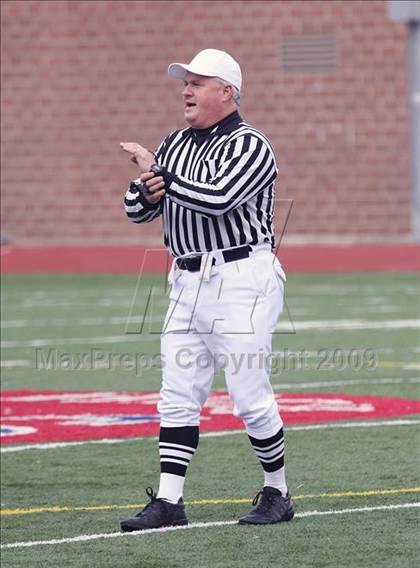 Thumbnail 3 in Hutchinson-Central Tech vs. Riverside photogallery.
