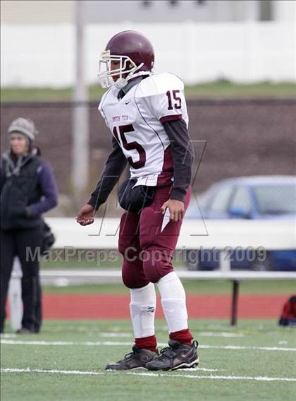 Thumbnail 1 in Hutchinson-Central Tech vs. Riverside photogallery.