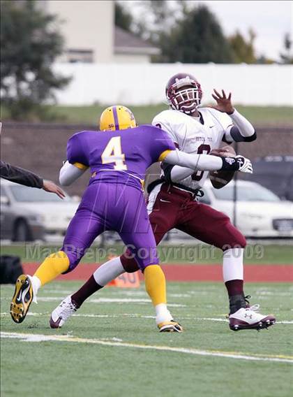 Thumbnail 1 in Hutchinson-Central Tech vs. Riverside photogallery.