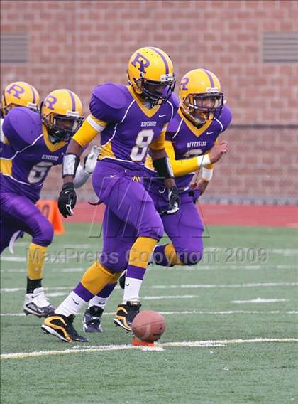 Thumbnail 1 in Hutchinson-Central Tech vs. Riverside photogallery.