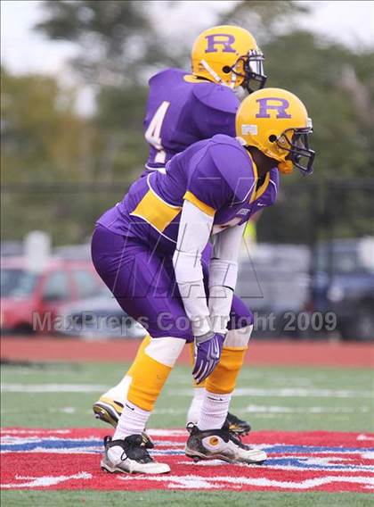 Thumbnail 2 in Hutchinson-Central Tech vs. Riverside photogallery.