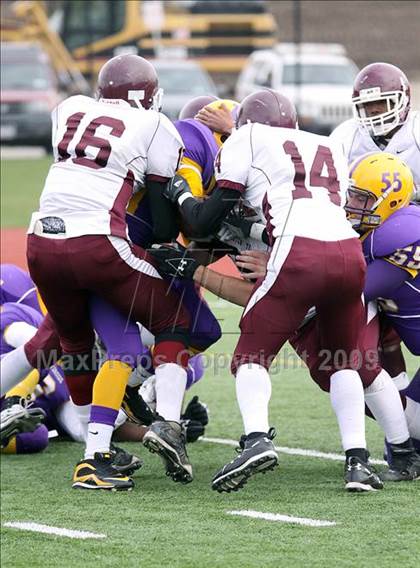 Thumbnail 3 in Hutchinson-Central Tech vs. Riverside photogallery.