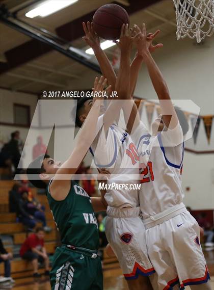 Thumbnail 3 in Kimball vs Central Valley (Stonebarger Tournament) photogallery.