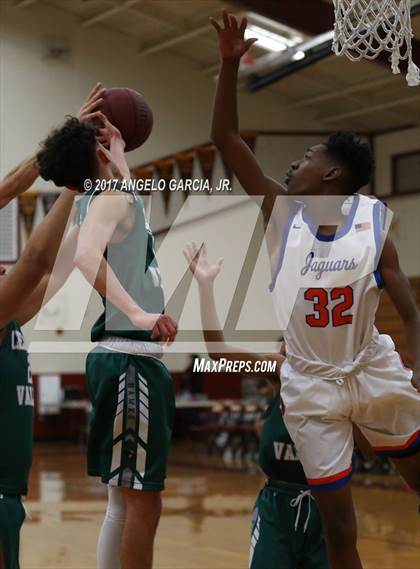 Thumbnail 3 in Kimball vs Central Valley (Stonebarger Tournament) photogallery.