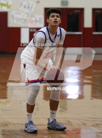 Thumbnail 1 in Kimball vs Central Valley (Stonebarger Tournament) photogallery.