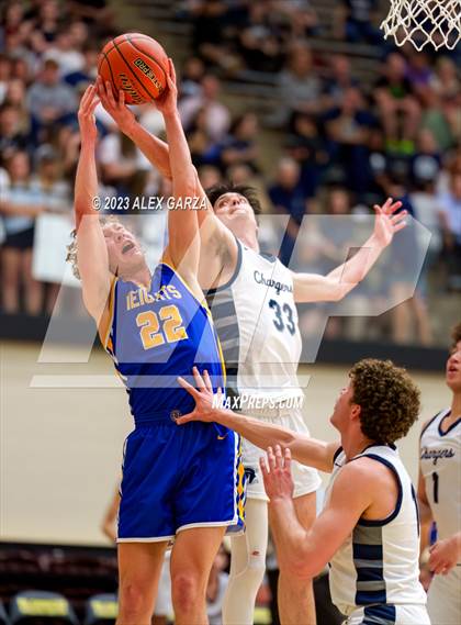 Thumbnail 1 in Alamo Heights vs Boerne Champion (UIL 5A Regional Quarterfinal) photogallery.