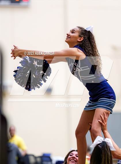 Thumbnail 3 in Alamo Heights vs Boerne Champion (UIL 5A Regional Quarterfinal) photogallery.