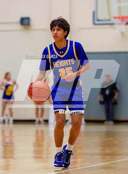 Thumbnail 3 in Alamo Heights vs Boerne Champion (UIL 5A Regional Quarterfinal) photogallery.