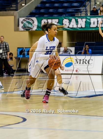 Thumbnail 1 in Mission Hills vs. La Jolla Country Day (CIF SDS Open Division Final) photogallery.