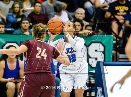 Thumbnail 3 in Mission Hills vs. La Jolla Country Day (CIF SDS Open Division Final) photogallery.
