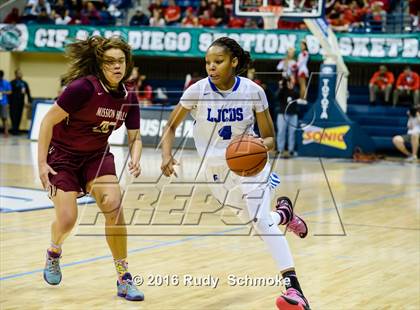 Thumbnail 2 in Mission Hills vs. La Jolla Country Day (CIF SDS Open Division Final) photogallery.