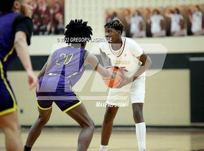Thumbnail 3 in Everman vs Keller Central photogallery.
